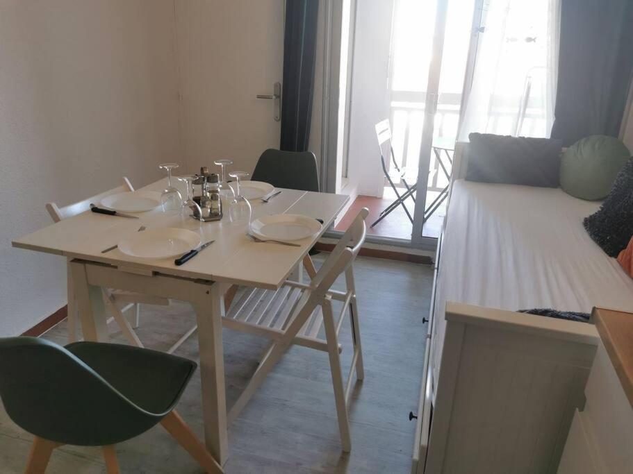 Superbe Studio Renove Avec Piscine Et Vue Marina Le Barcarès Exterior foto