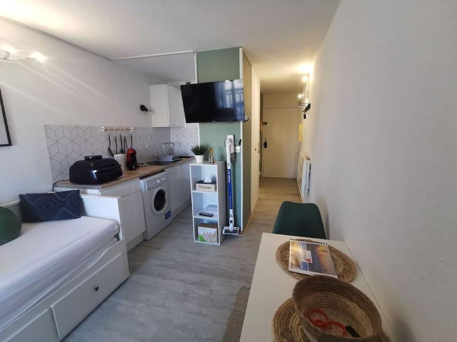 Superbe Studio Renove Avec Piscine Et Vue Marina Le Barcarès Exterior foto