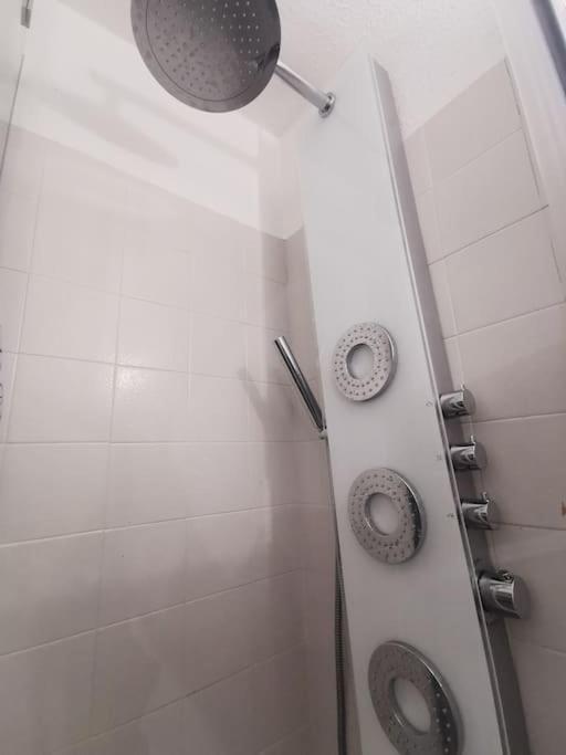 Superbe Studio Renove Avec Piscine Et Vue Marina Le Barcarès Exterior foto